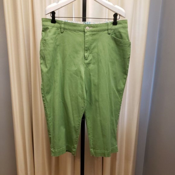 LEE Size 16 M Classic Fit Womens Capri Crop Green Jeans - Picture 1 of 8